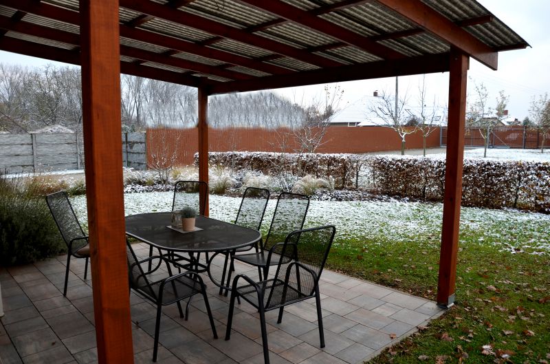 Metal Patio Roof Repair